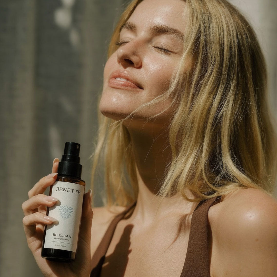 Travel Beautifully: How to Keep Your Skin Balanced on the Go